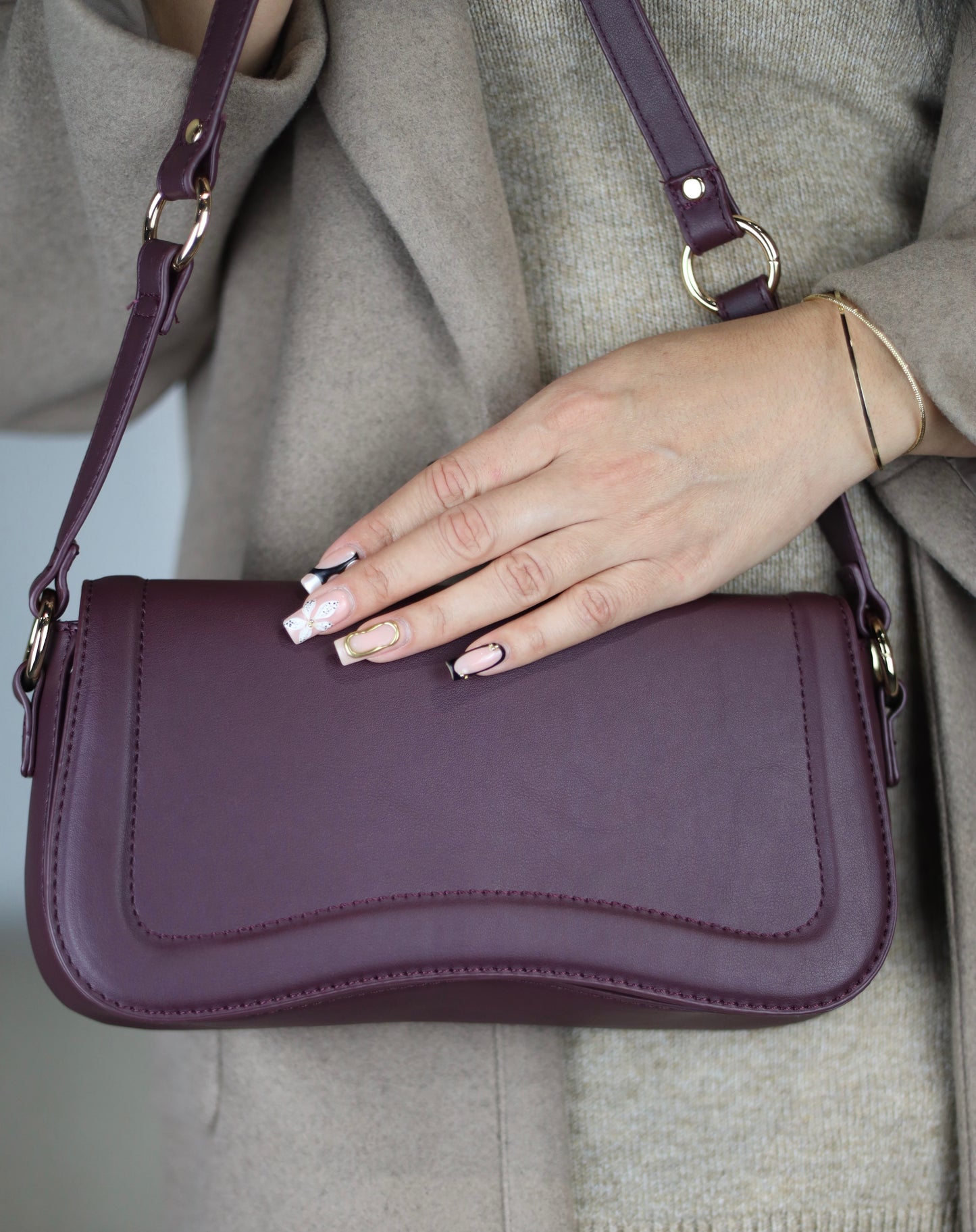 Michelle Smooth Curved Shoulder Bag