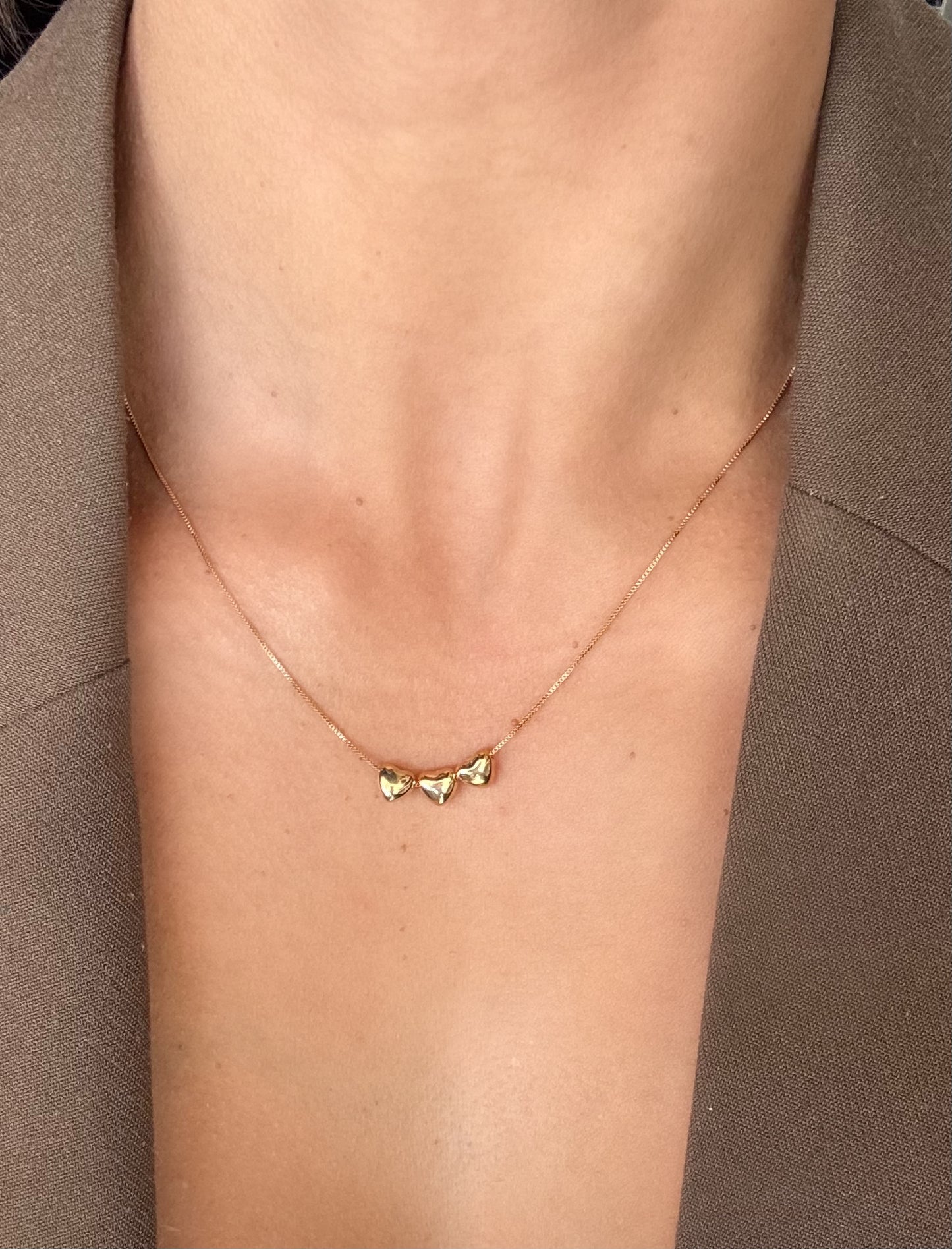 Tres Amores Heart Necklace