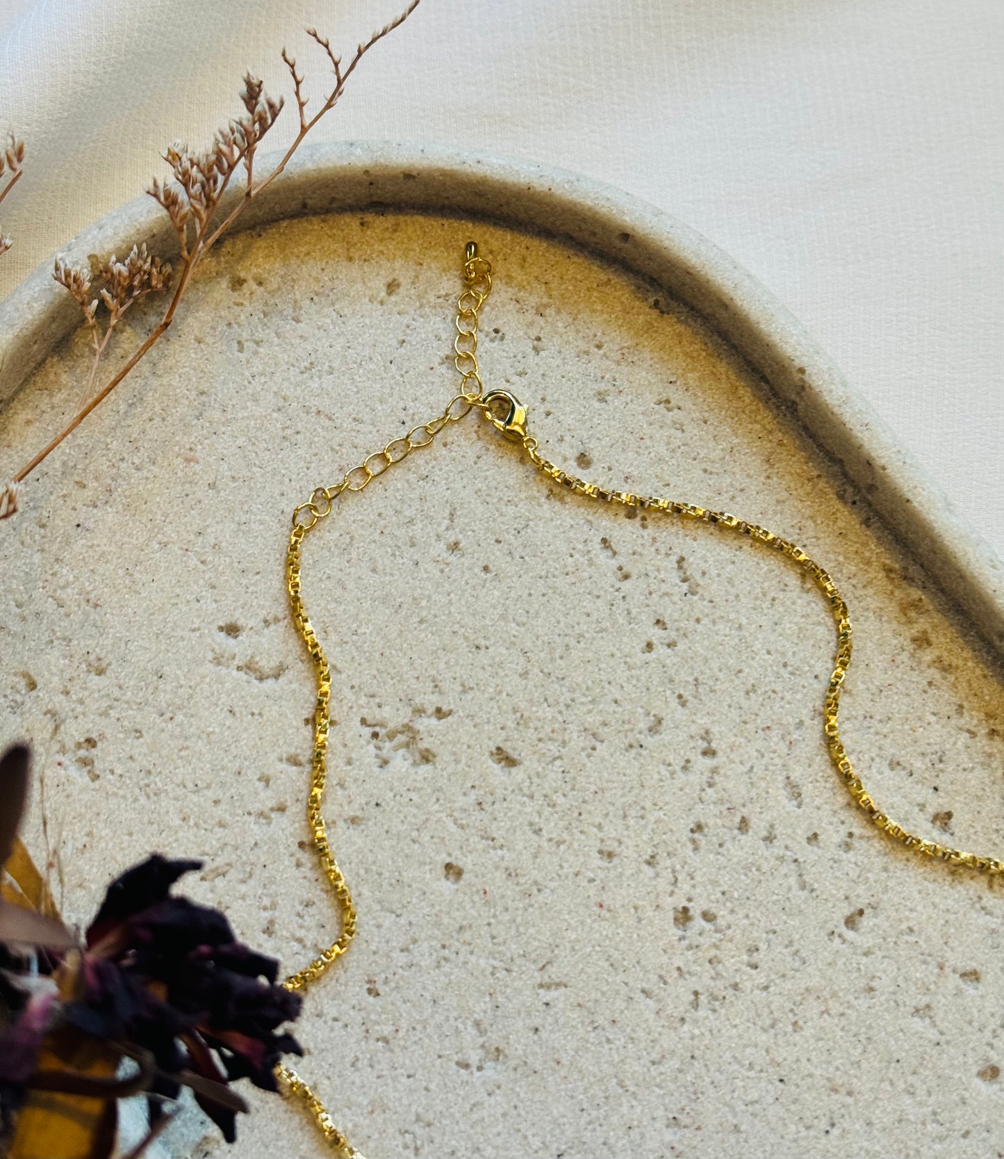 Basic Small Chain Necklace