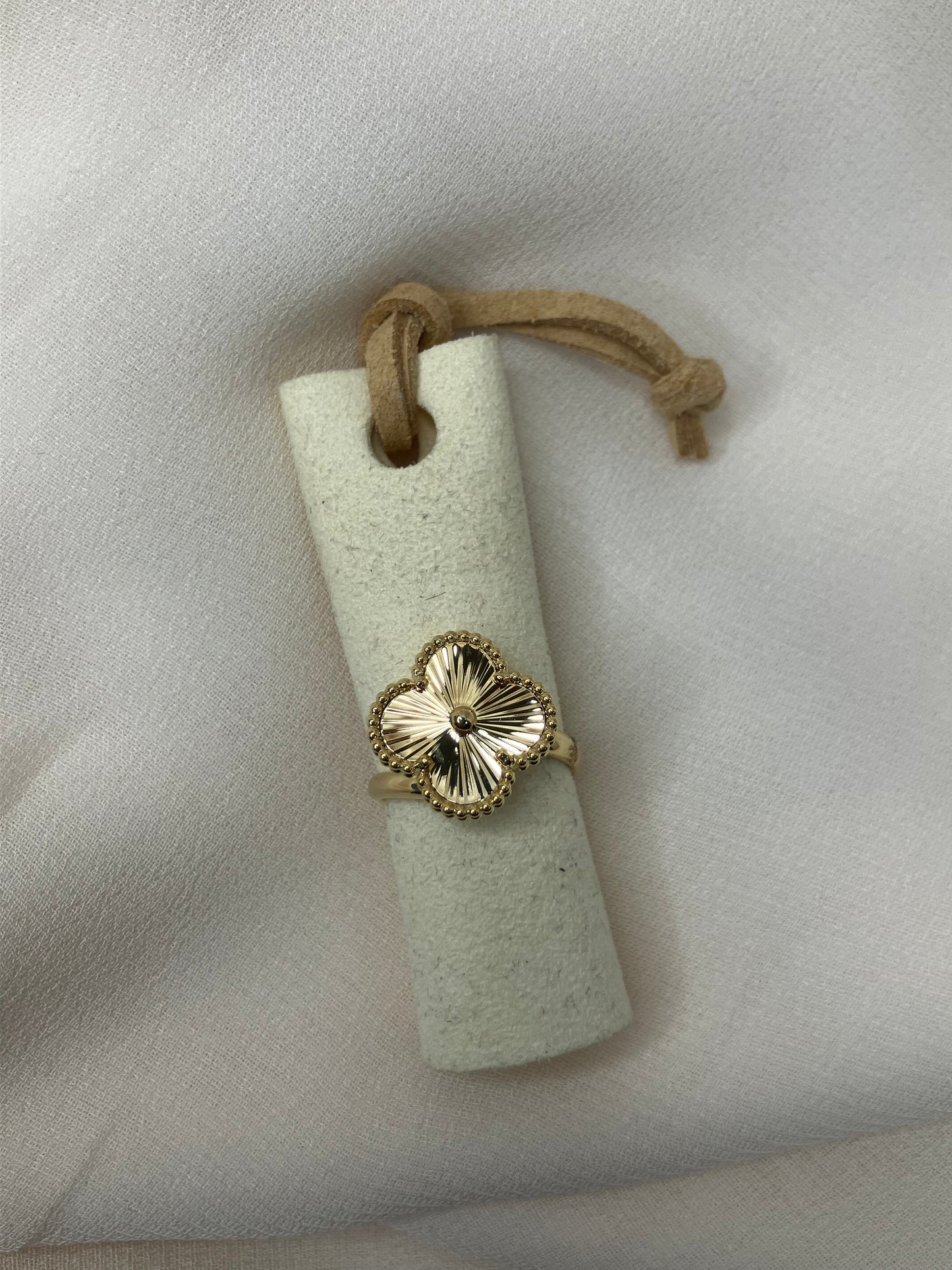 Gold Clover Ring