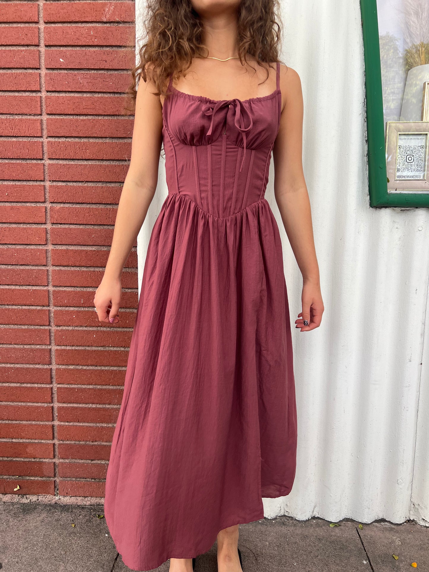 Rouge Corset Midi