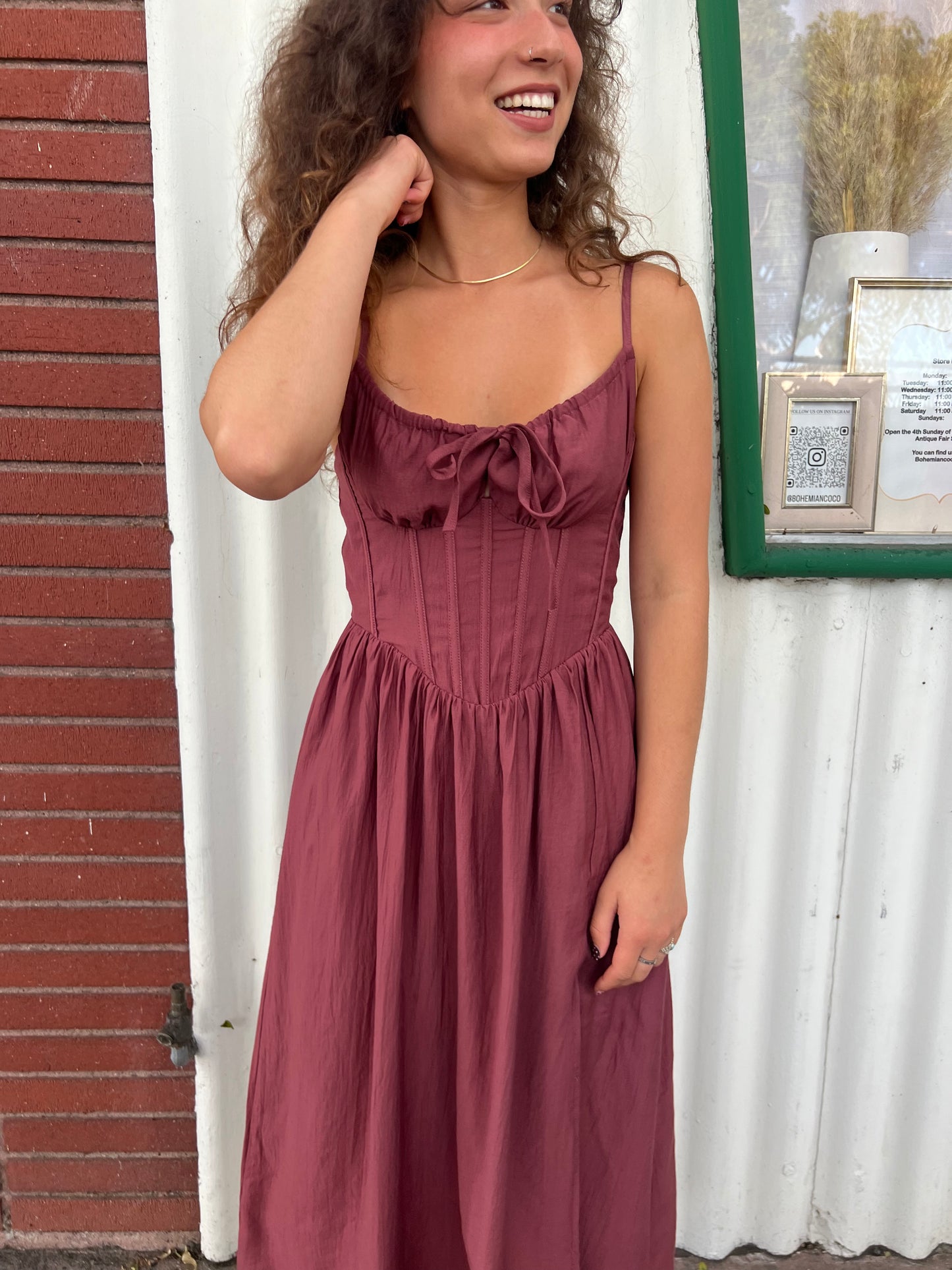 Rouge Corset Midi