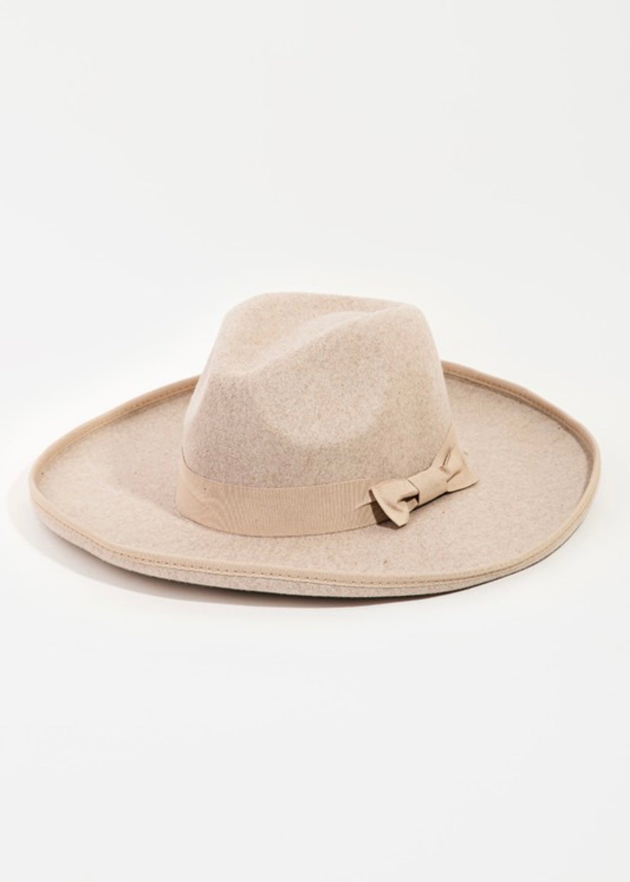 Ribbon Strap Wool Hat