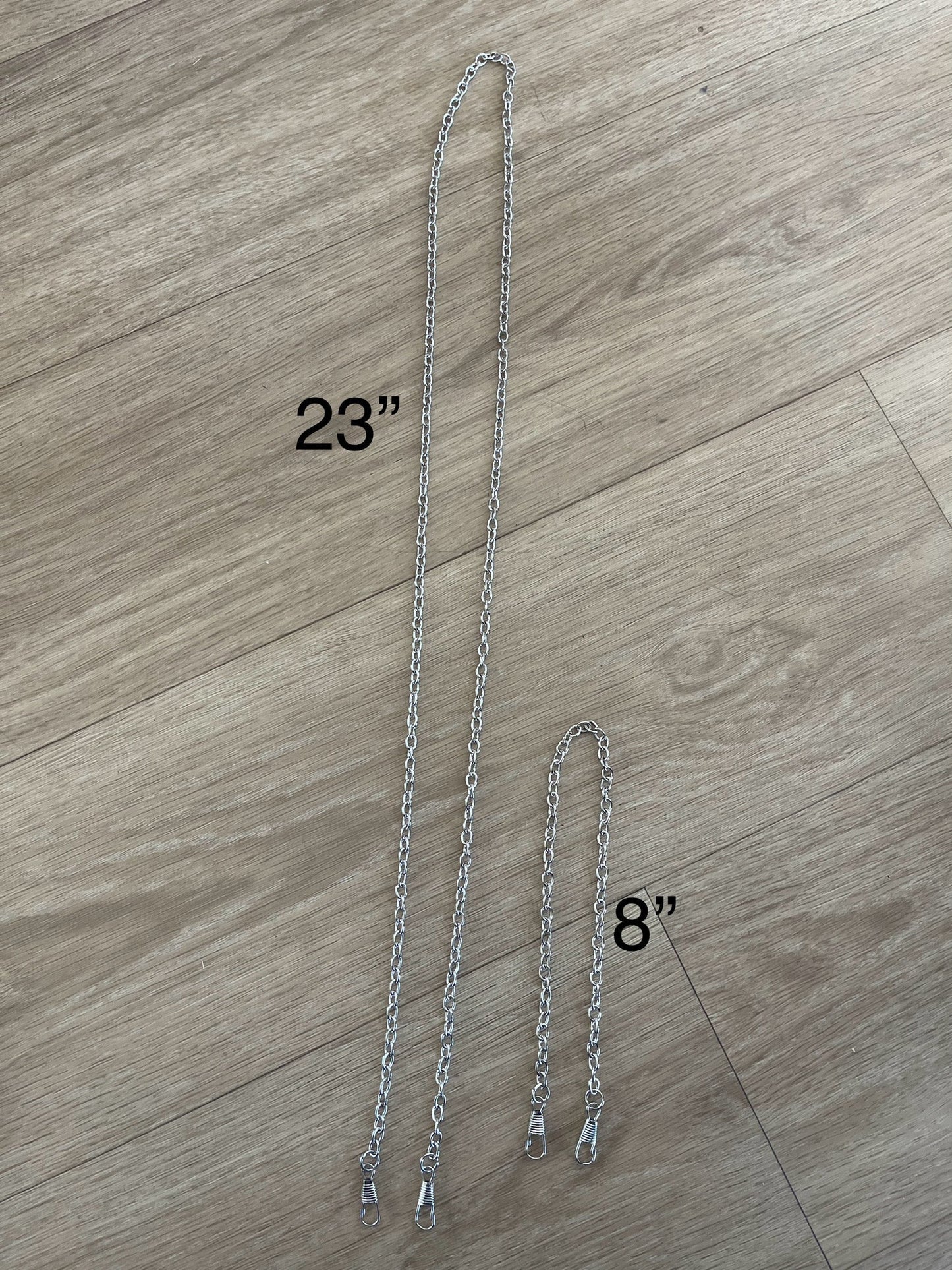 Elegant White Rose Clutch