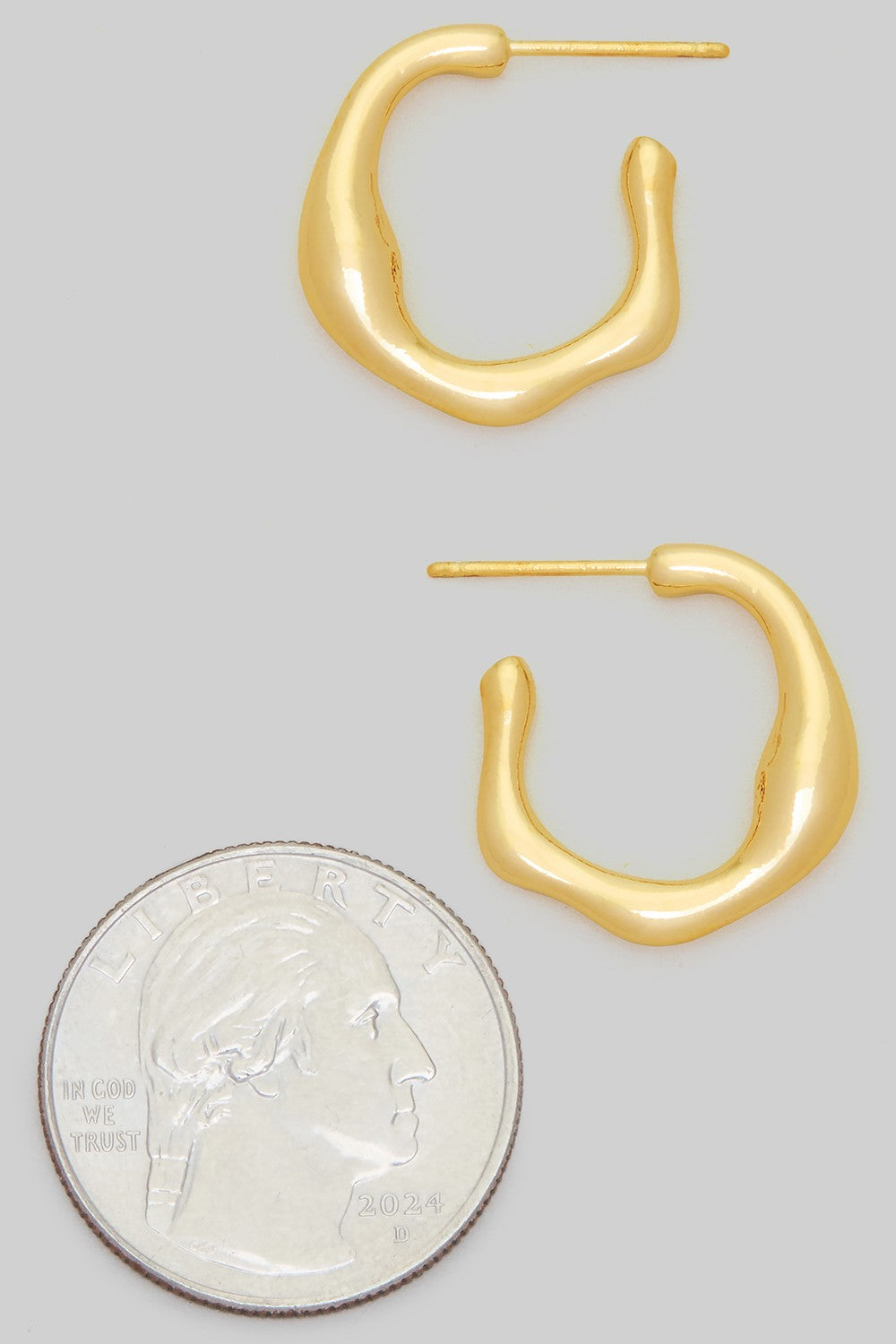 Essential Gold Drippy Hoops