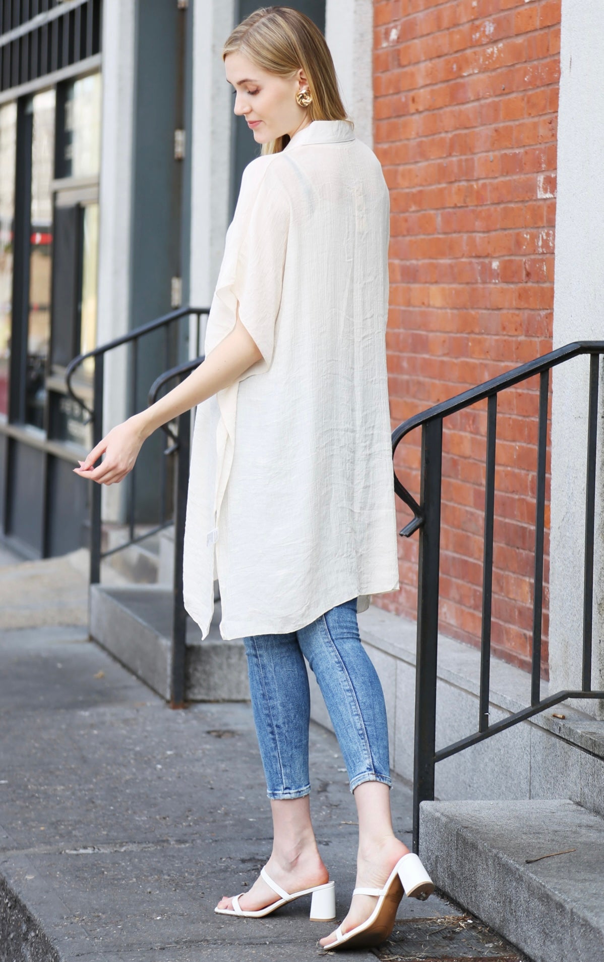 Jane Oversized Long, Sleeveless Shirt