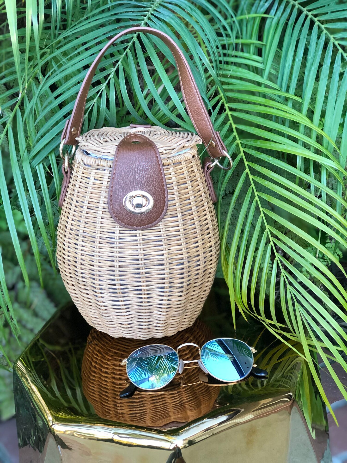 Mi coquito straw bag