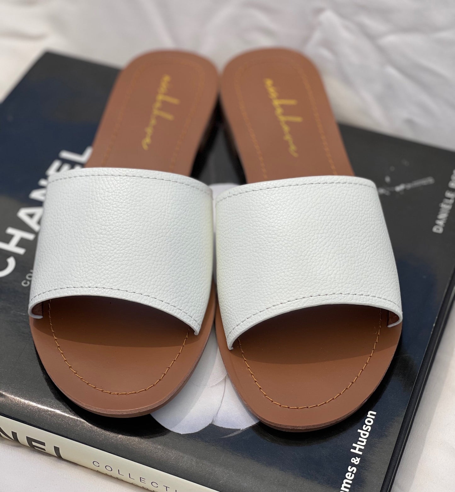 Luna Leather Slides