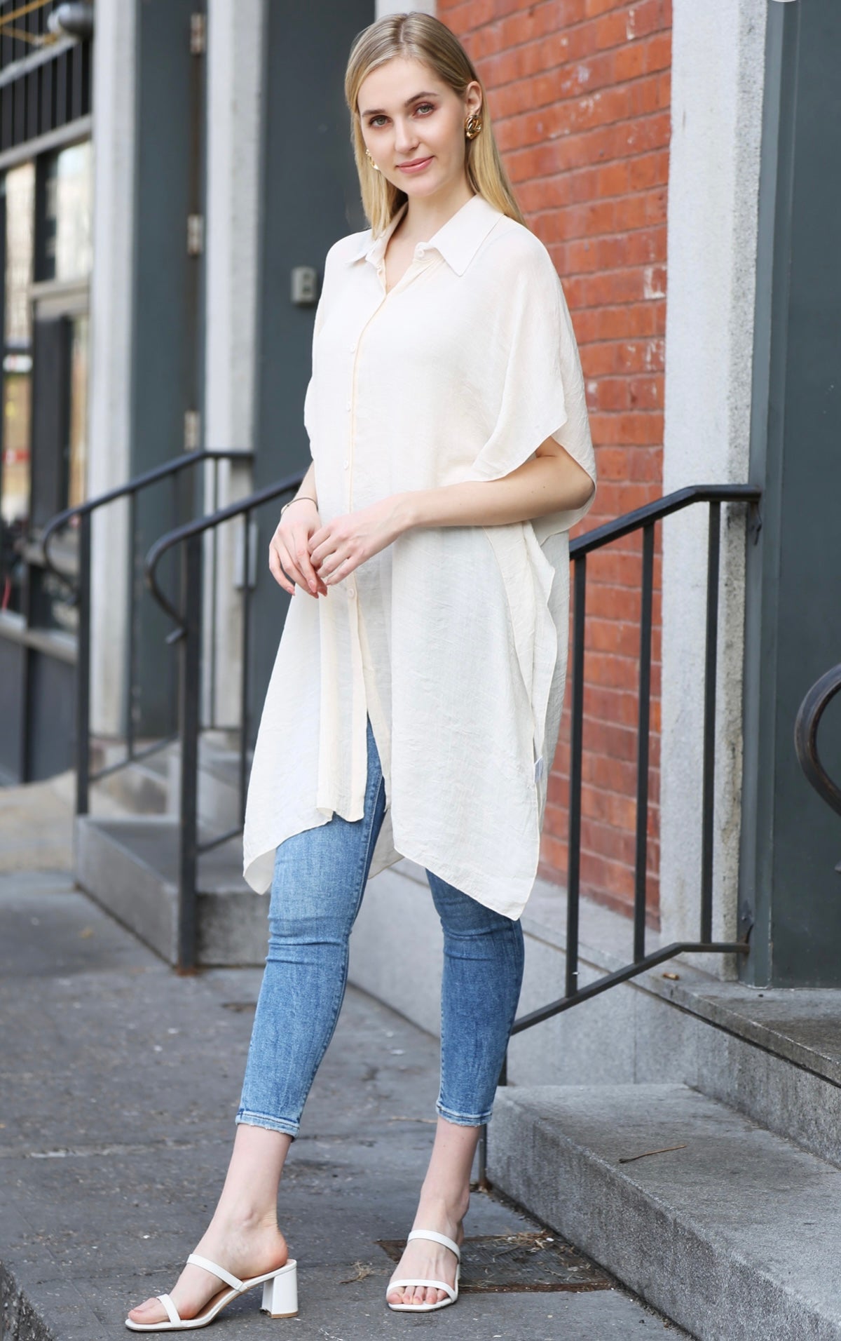 Jane Oversized Long, Sleeveless Shirt