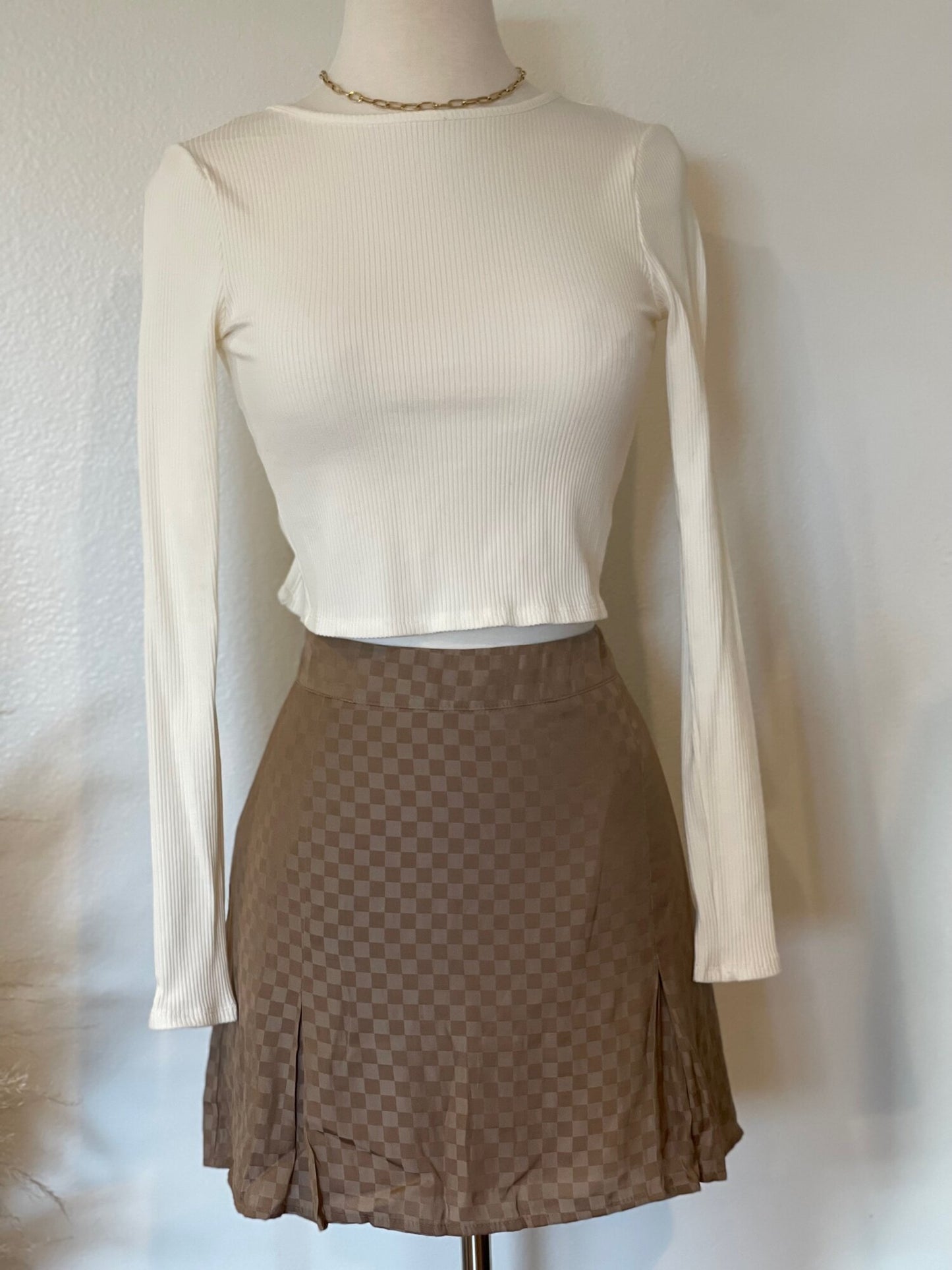 Come Check this Mini Skirt