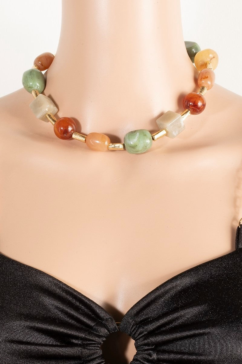 Resin Stones Accent Beaded Necklace