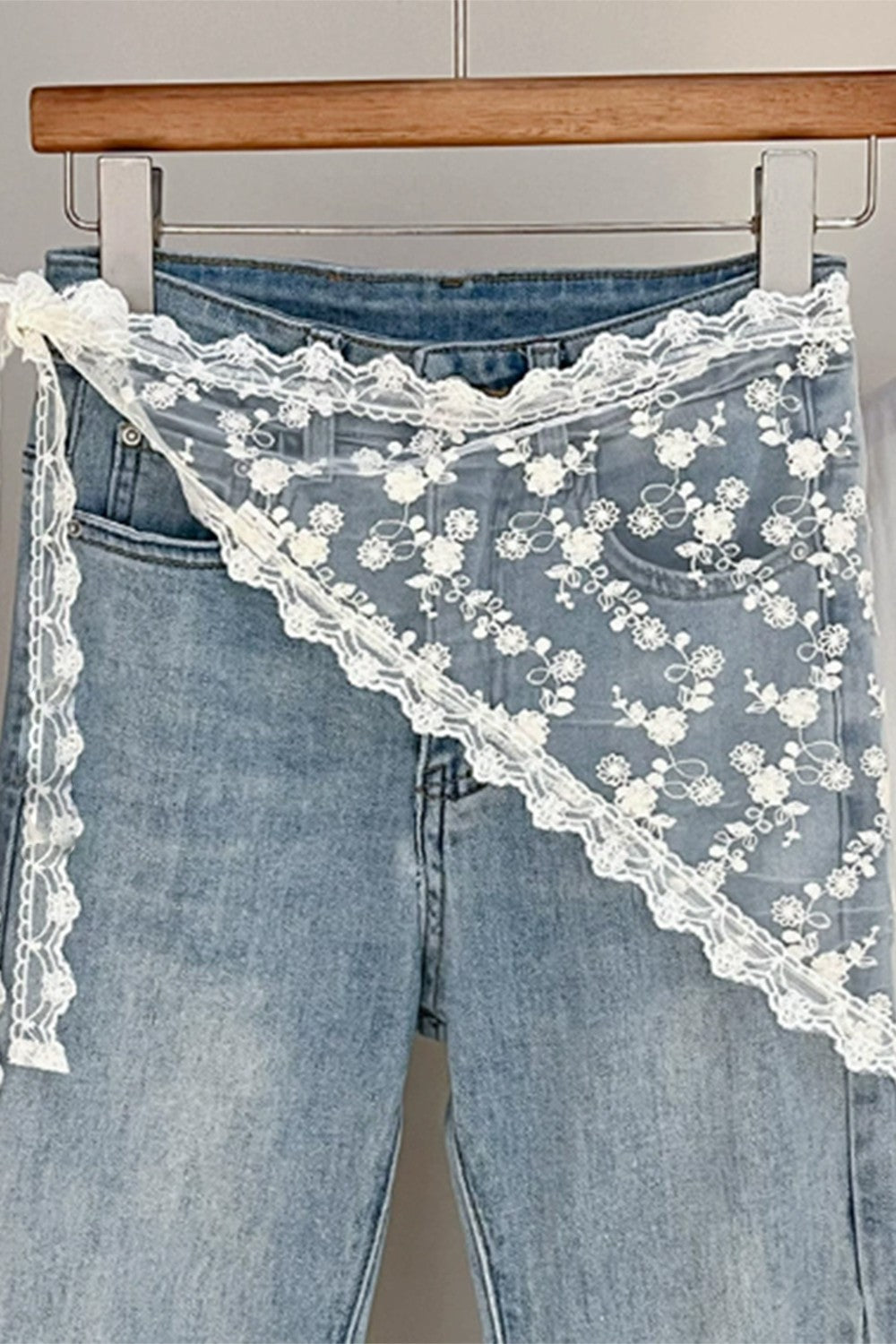 Lacy Floral Hip Wrap Accessory