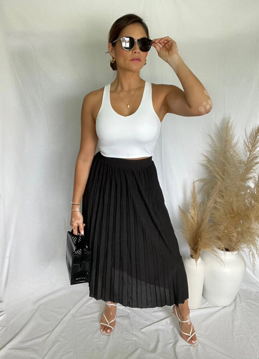 Cara Textured Pleated Skirt