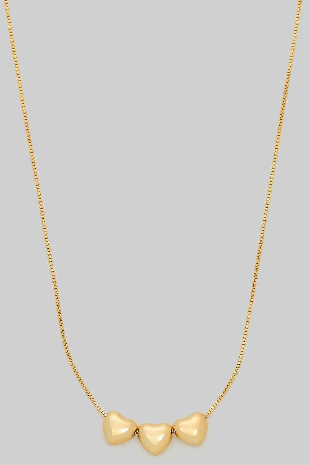 Tres Amores Heart Necklace