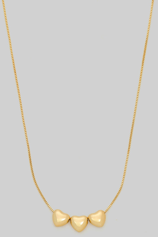 Tres Amores Heart Necklace