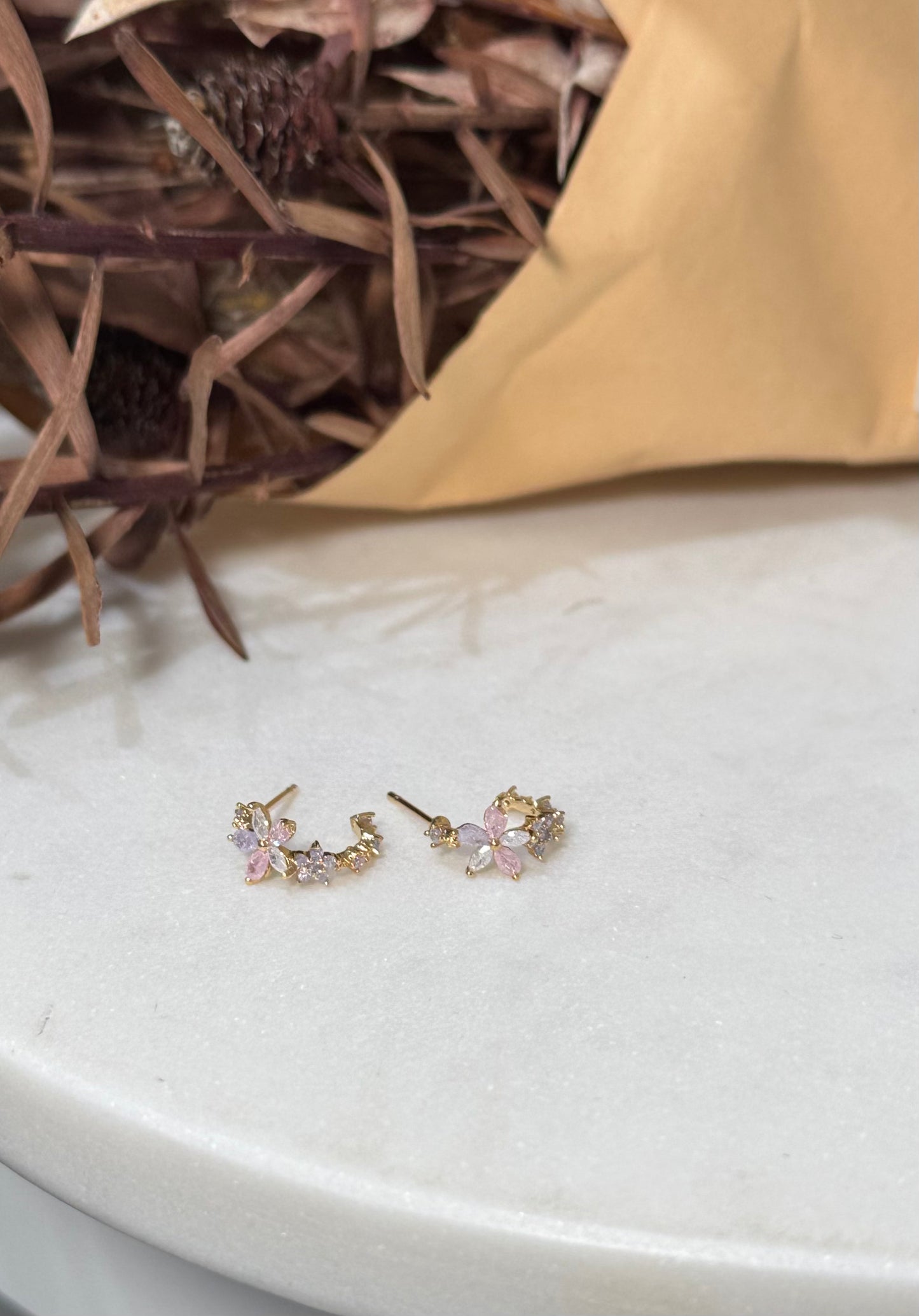 Dazzling flower Mini Hoops