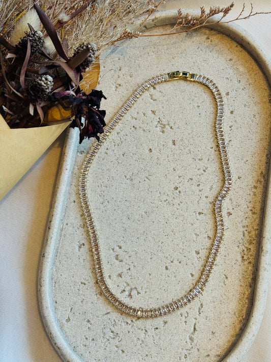 Elegant Rhinestone Necklace