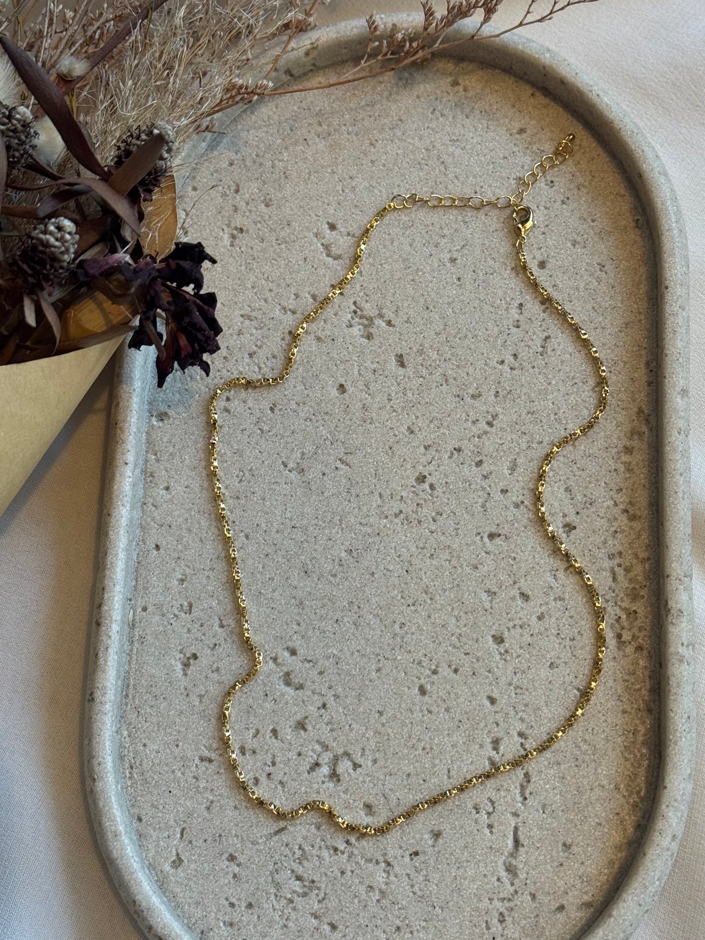 Basic Small Chain Necklace