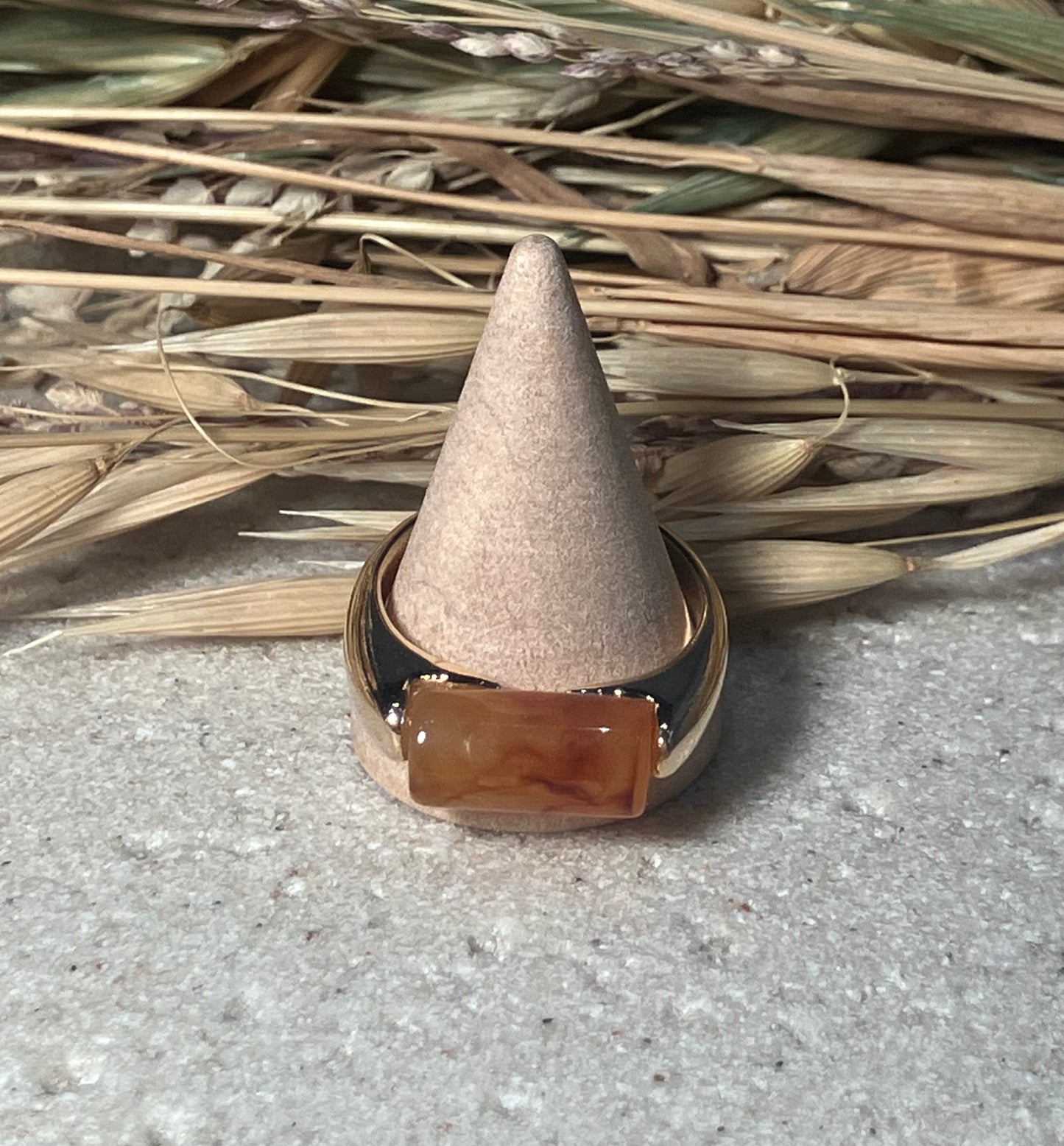 Resin Large Bead Ring