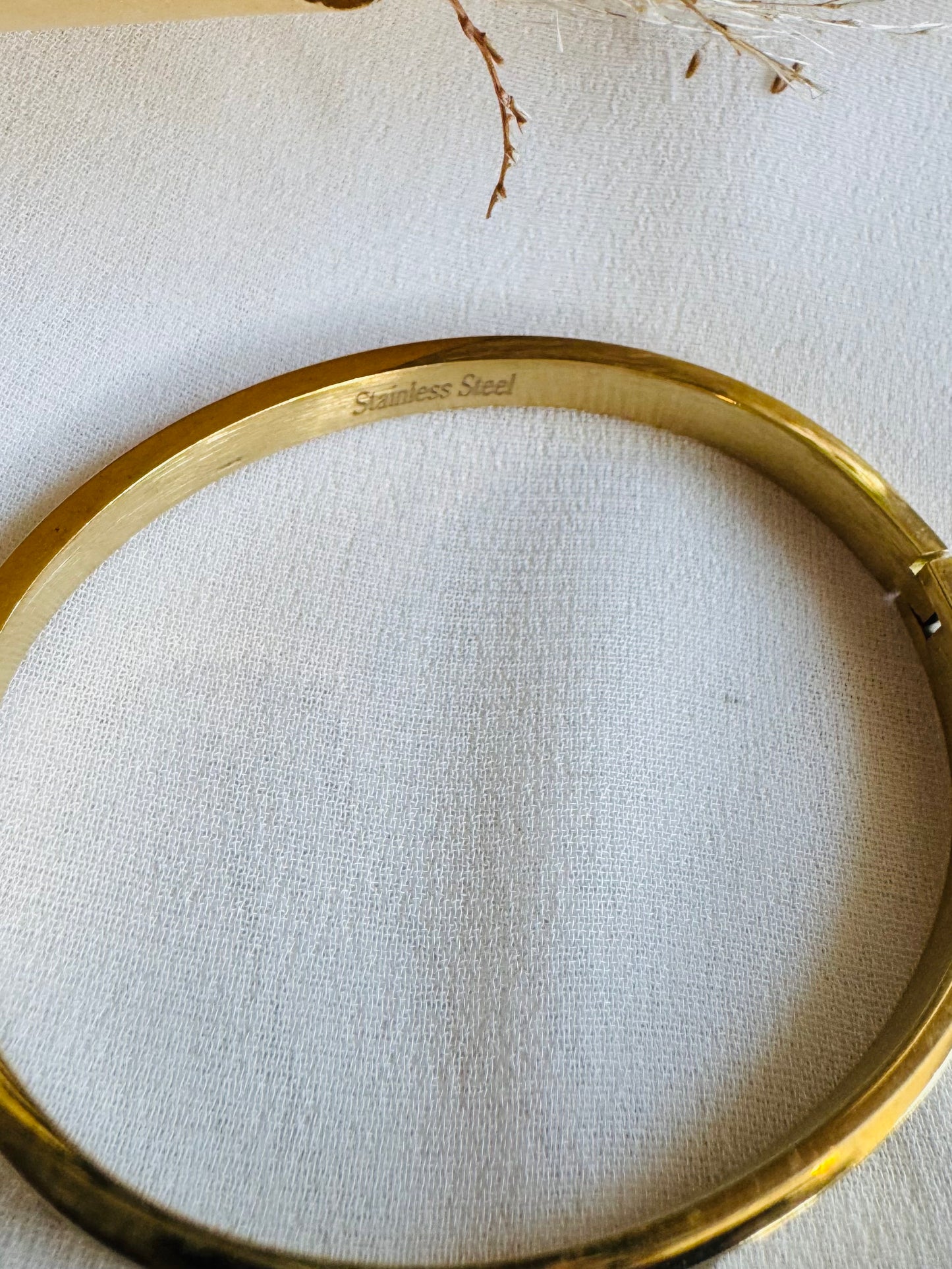 Stainless Steel Gold Jewel Bracelet