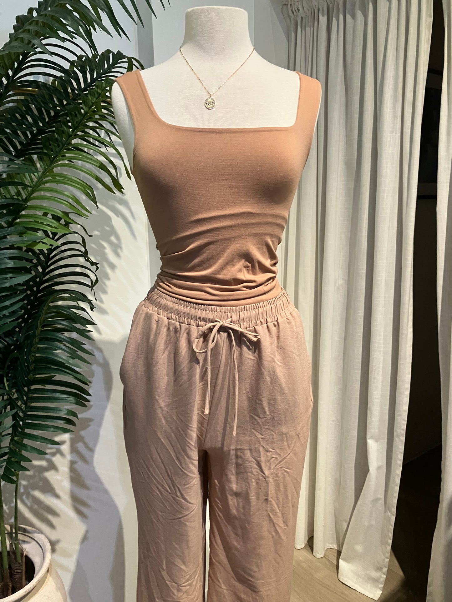 Rosewoods days Flowy Pants