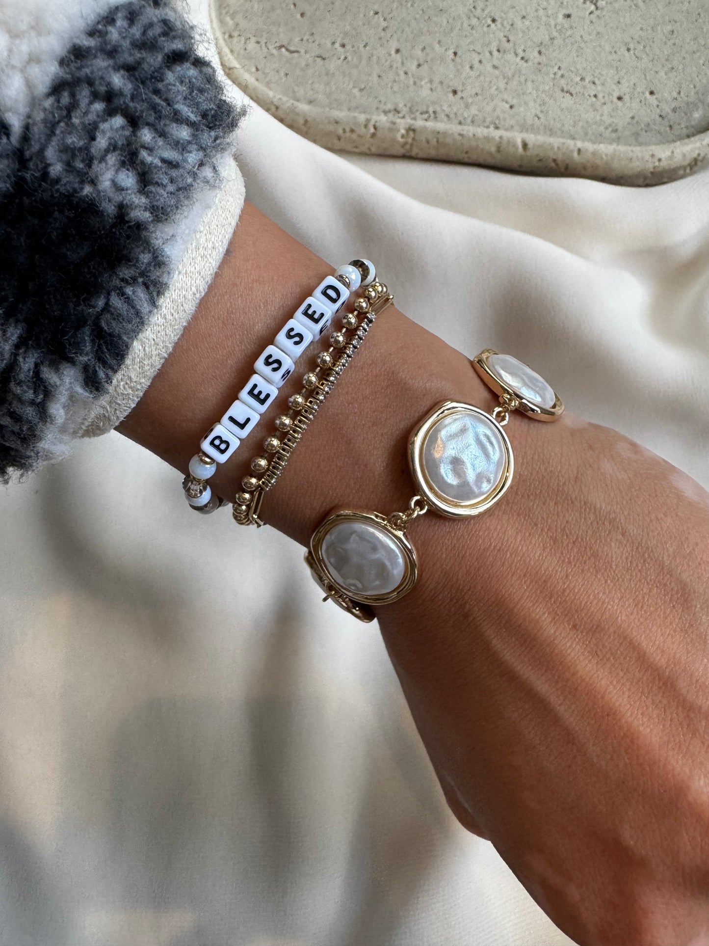 Perlas Pendant Bracelet