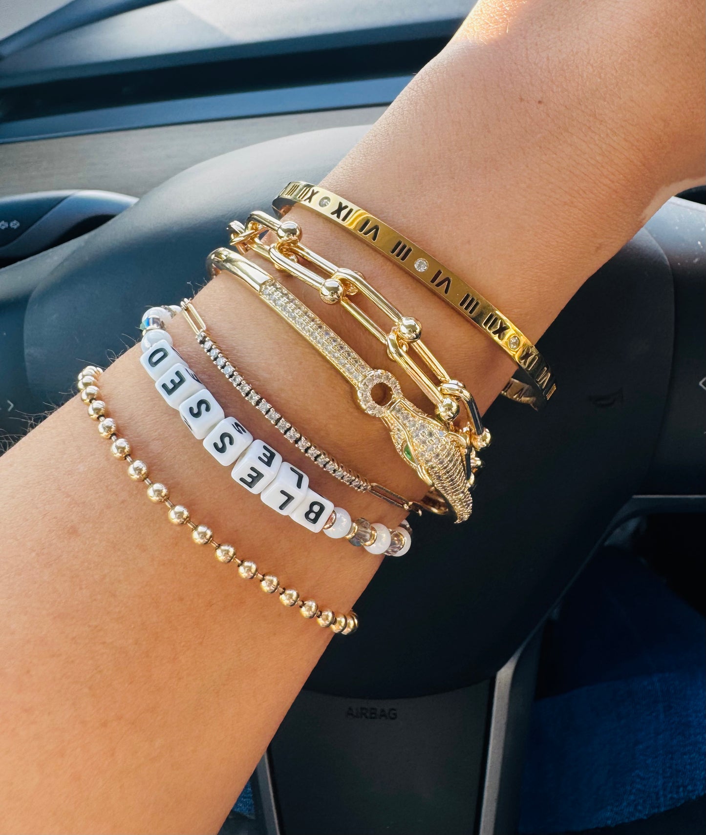 Narrow U Chain Link Bracelet