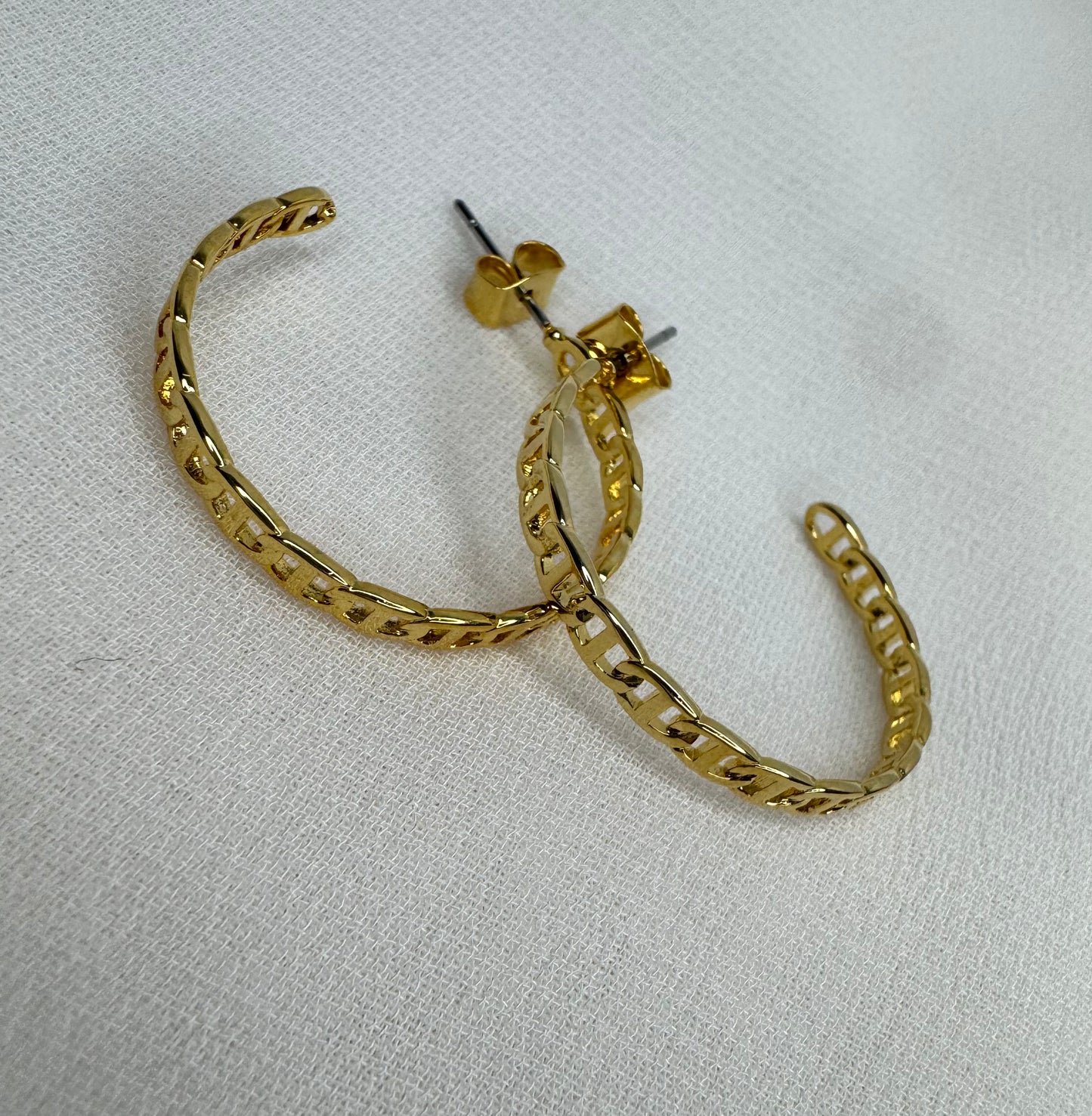 Open Twist Midi Hoops - 14K gold Dipped