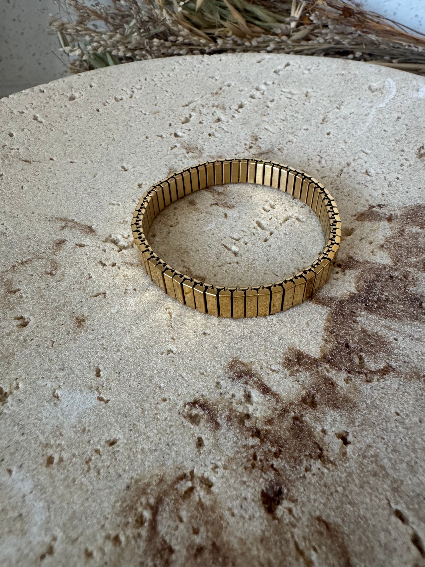 Liquid Gold Bar Stretch Bracelet