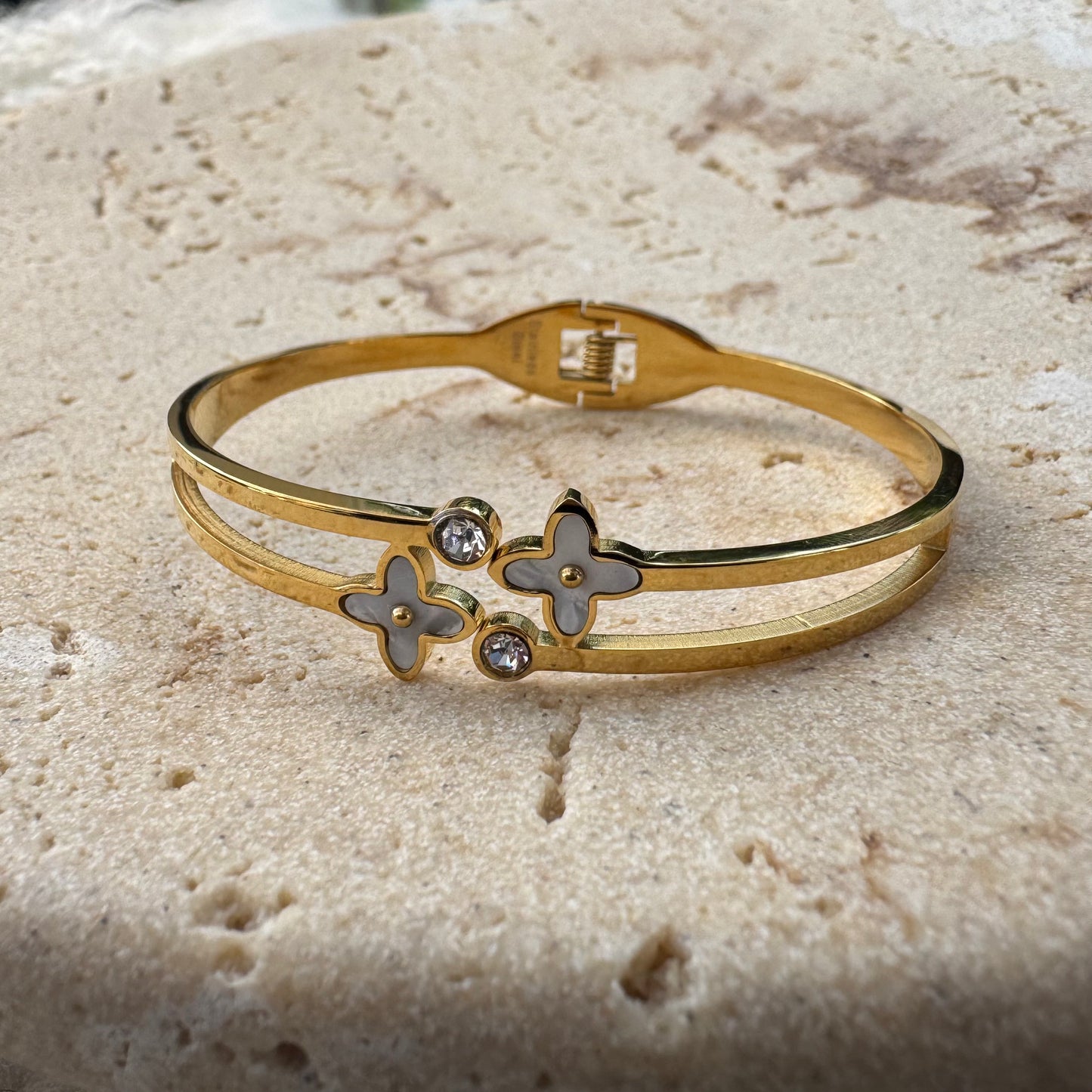 Lucky Duo Clover Hinged Bangle