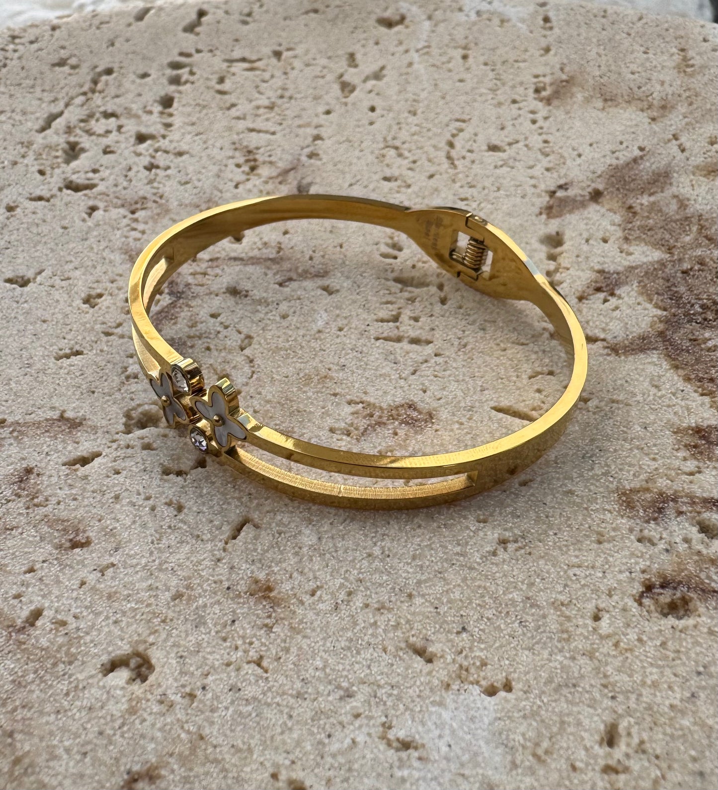 Lucky Duo Clover Hinged Bangle