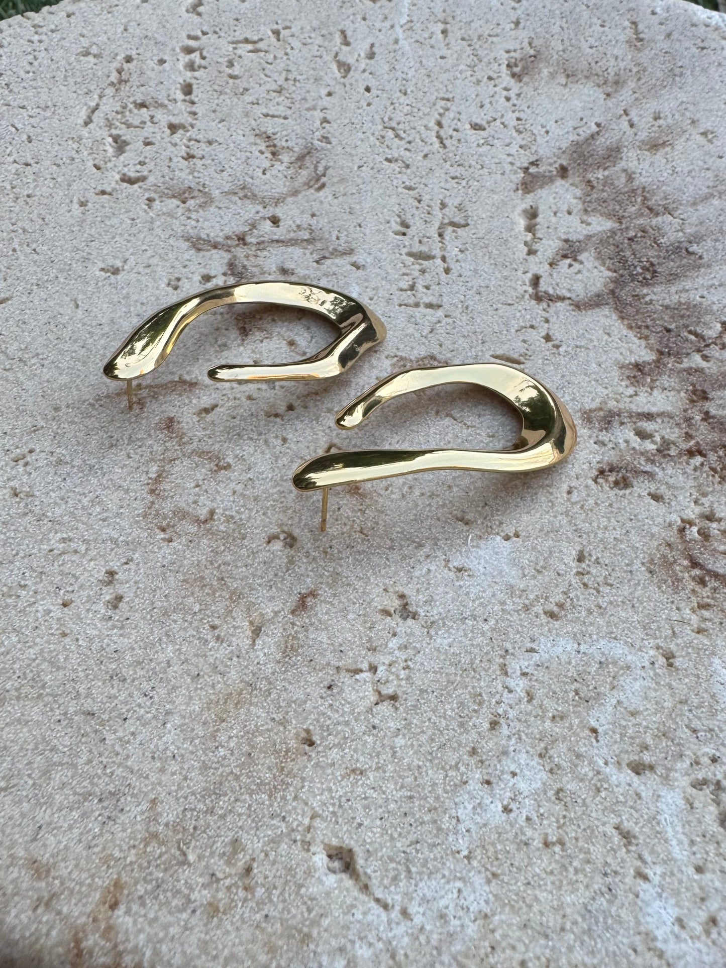 Molten Aura Earrings