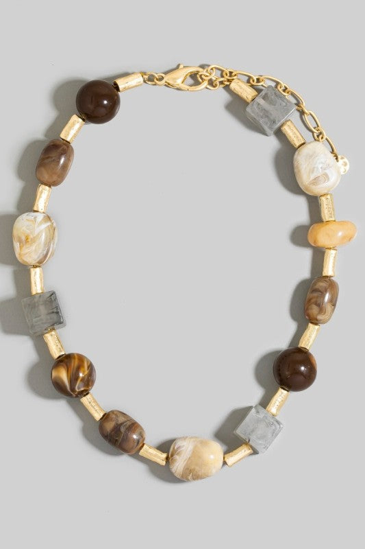 Resin Stones Accent Beaded Necklace