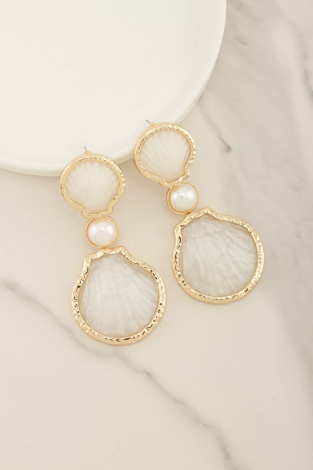 Coastal Elegance Shell Drop Earring
