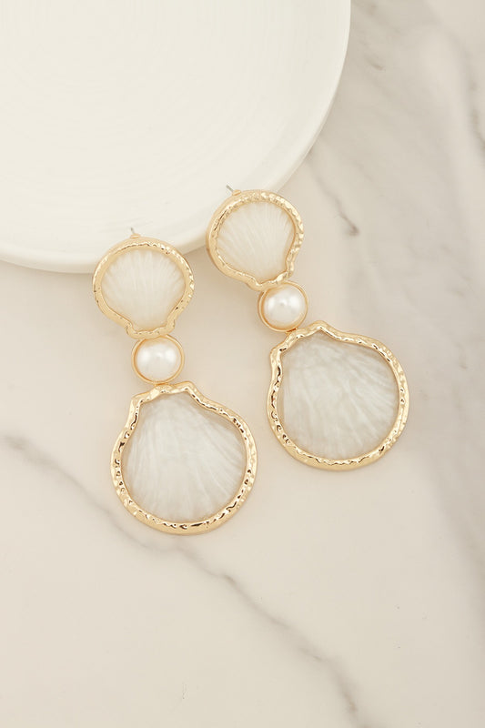 Coastal Elegance Shell Drop Earring