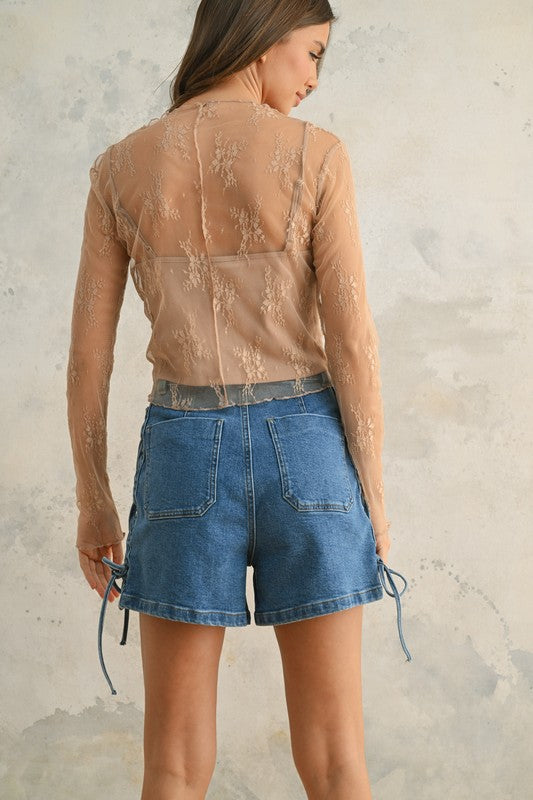 Long Sleeve Floral Lace Lining Top