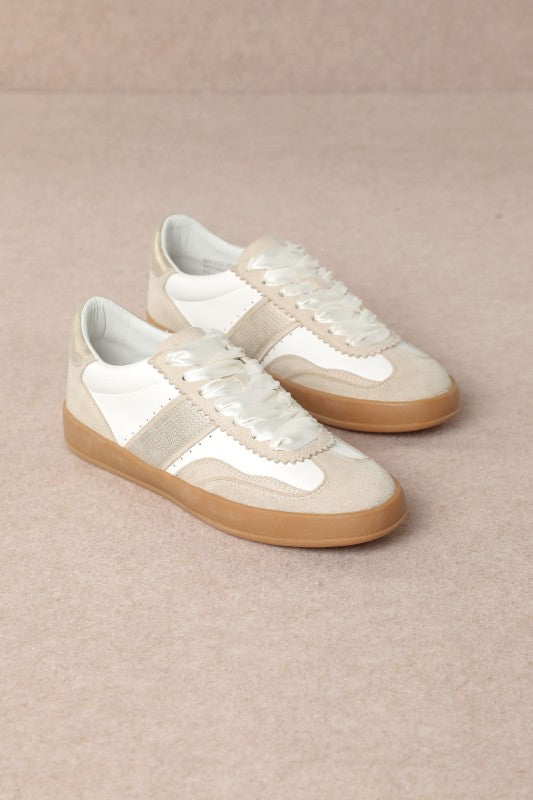 Dixie Lace-Up Trainers