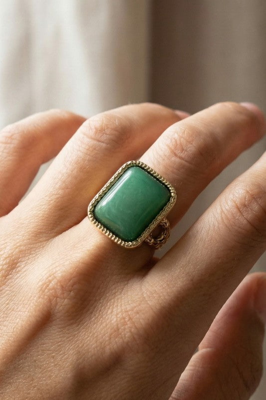 Antique Frame Resin Band