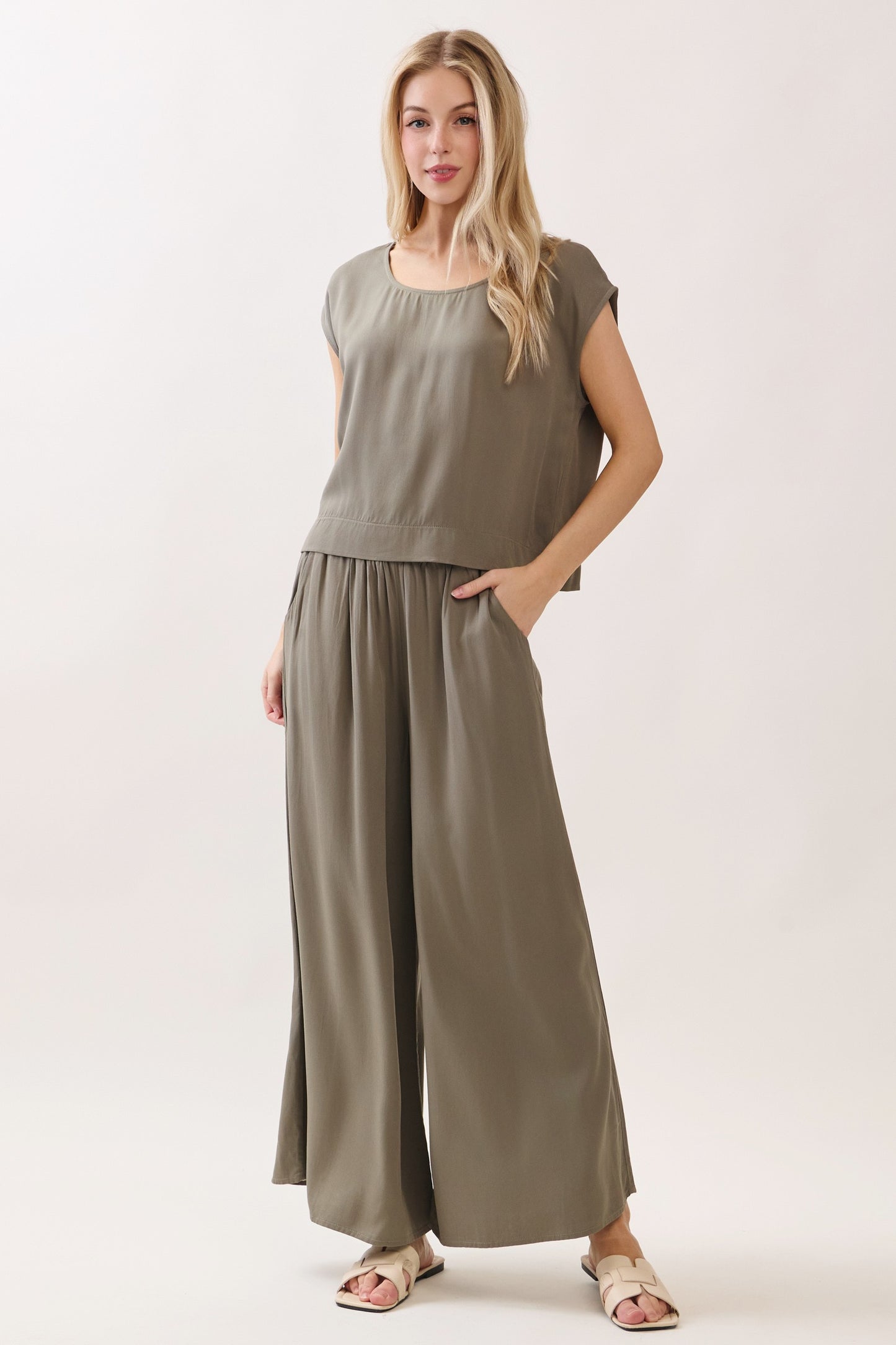 Easy Days Woven Pants