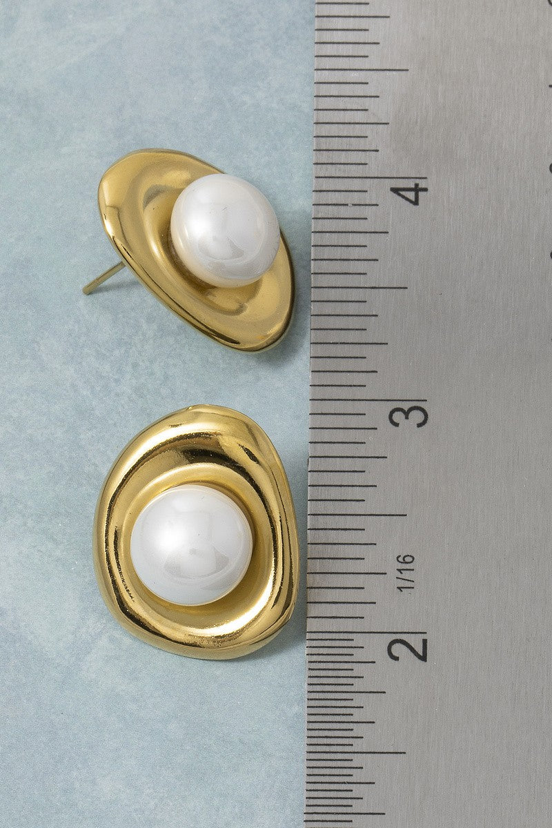 Golden Pearl Frame Studs