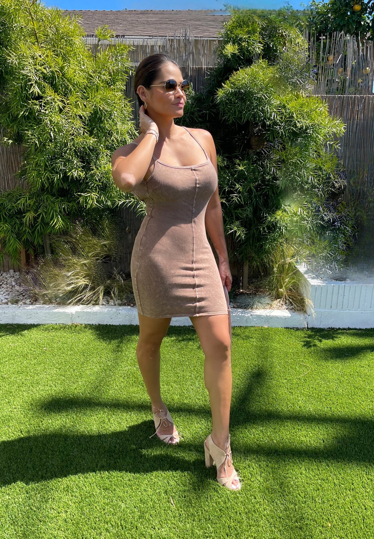 mocha bodycon dress Obsessed with Size:UK 20 / US 16 Dec-8 flattering ribbed fabric with POSTER GIRL - Women's